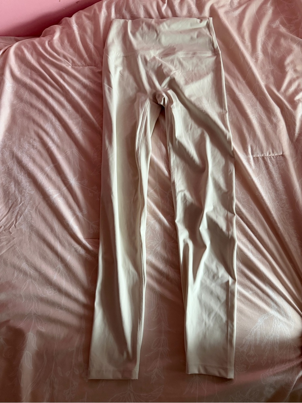 Lululemon cream leggings